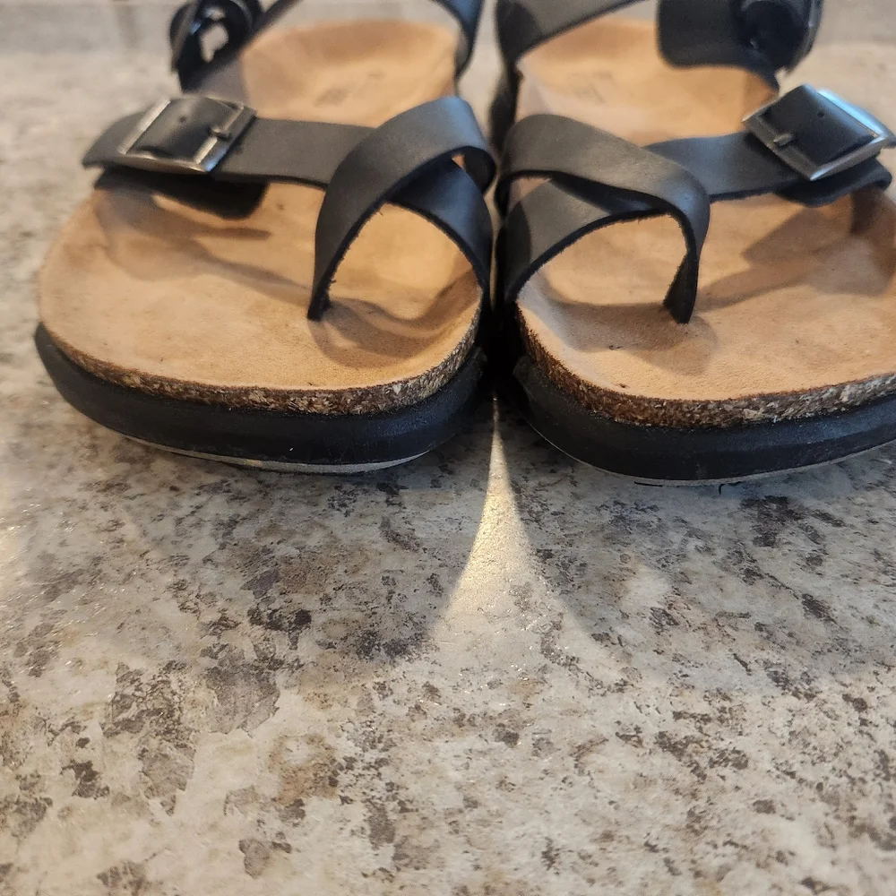 White Mountain Gracie Footbed Black Sandals Adjustable Slide criss cross toe 10 - Picture 5 of 8